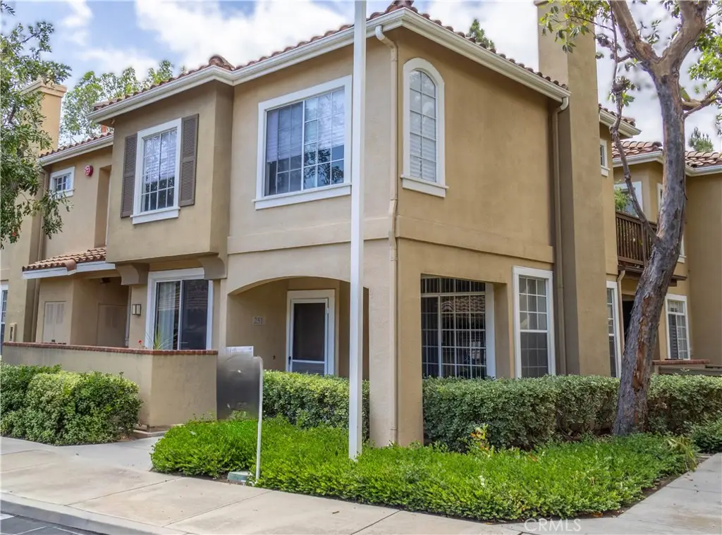 251 Gallery, Tustin, CA 92782 - #1