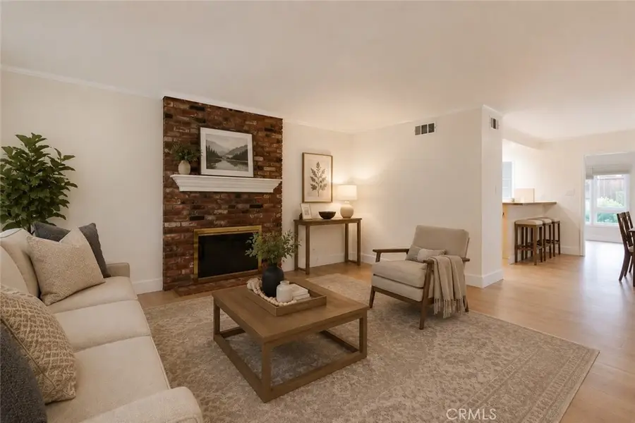 371 Manila, Long Beach, CA 90814 - #3