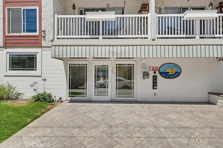 363 Newport Avenue #302, Long Beach, CA 90814 - #3