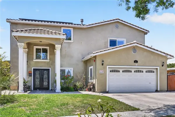 1241 N Studebaker, Long Beach, CA 90815