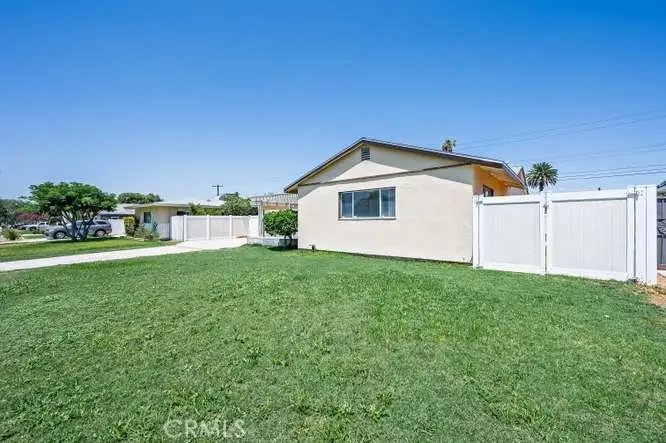 8777 Glencoe Drive, Riverside, CA 92503 - #3