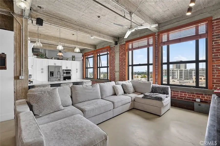 100 W 5th Street #7E, Long Beach, CA 90802 - #3