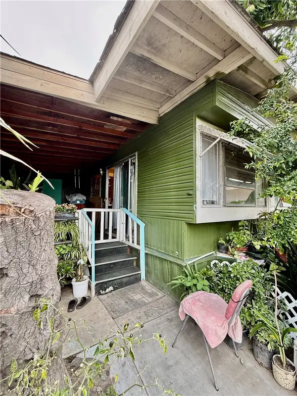 223 Madrid Avenue, Santa Ana, CA 92703