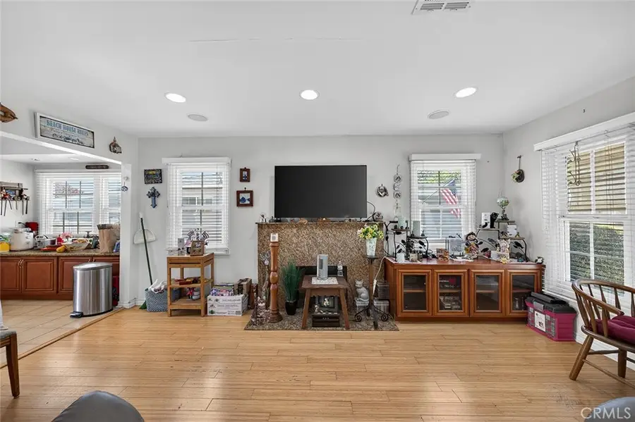 6158 Ibbetson Avenue, Lakewood, CA 90713 - #3
