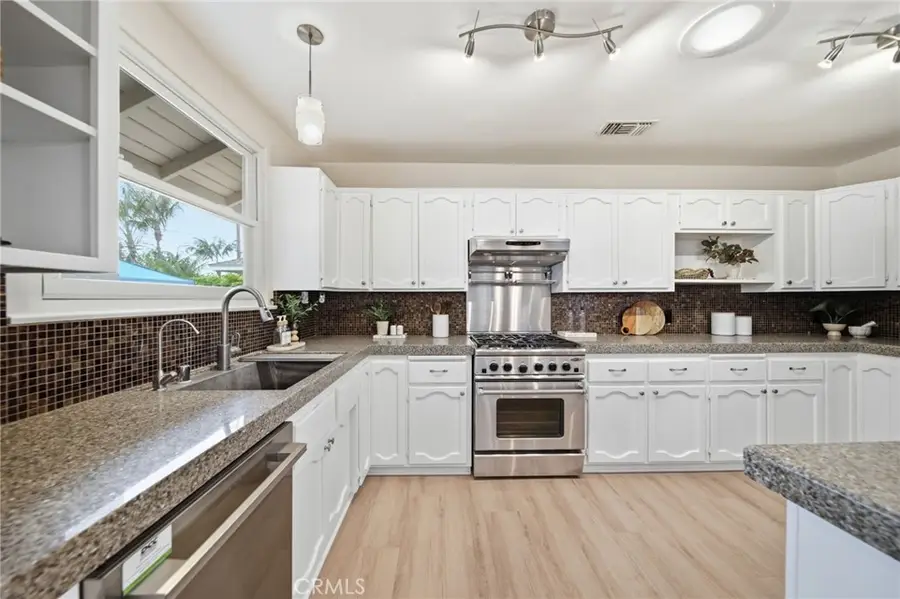 3249 Petaluma, Long Beach, CA 90808 - #2