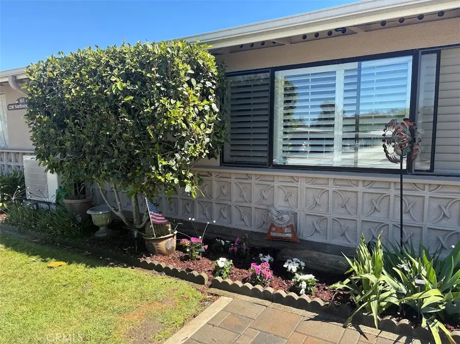 1290 Northwood Road #161i, M7, Seal Beach, CA 90740 - #2