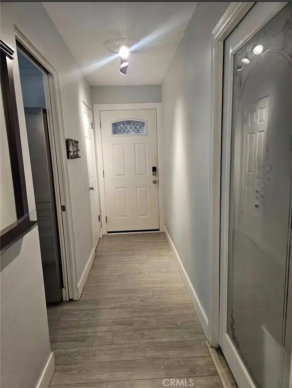 100 Loma #204 Avenue #204, Long Beach, CA 90803