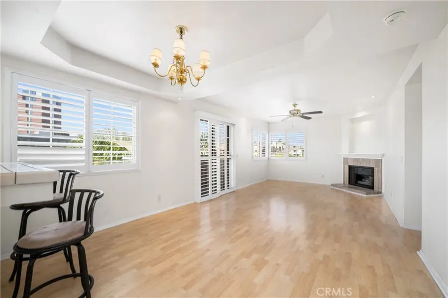535 W 4th, Long Beach, CA 90802 - #2