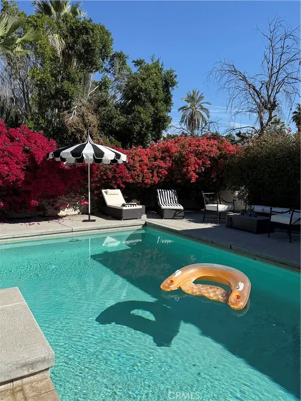 526 S Calle Palo Fierro, Palm Springs, CA 92264