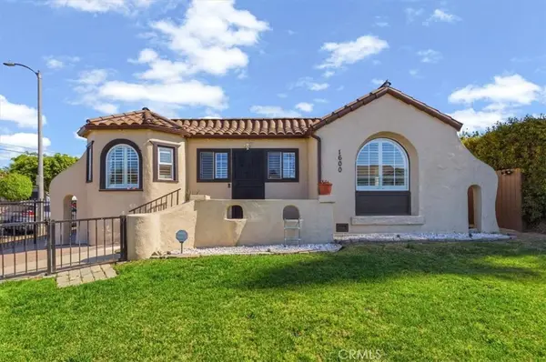 1600 W 80th Street, Los Angeles, CA 90047