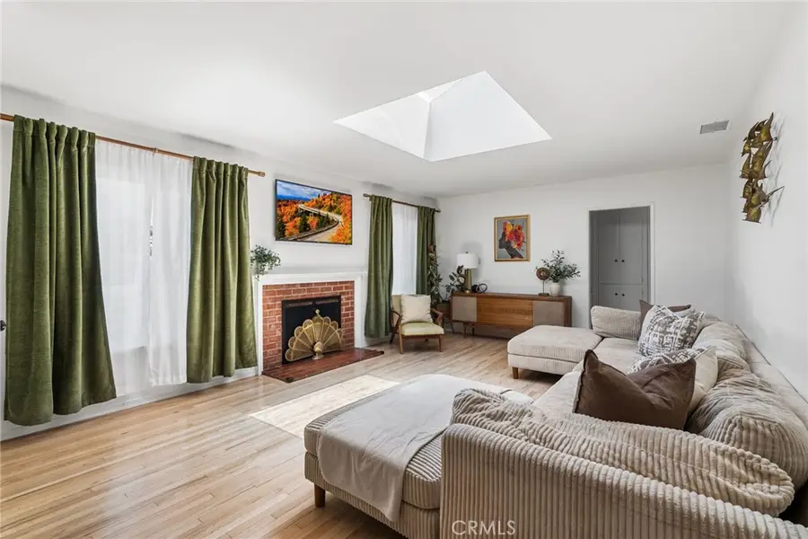 2410 W Broadway, Anaheim, CA 92804 - #3