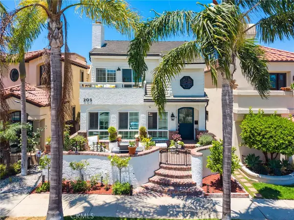 205 4th Street, Seal Beach, CA 90740