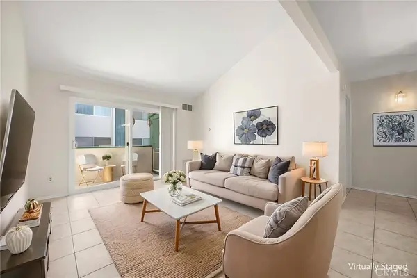 15235 Santa Gertrudes Bldg U #210, La Mirada, CA 90638