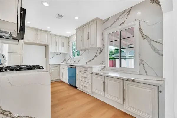 20756 Saticoy Street, Winnetka, CA 91306