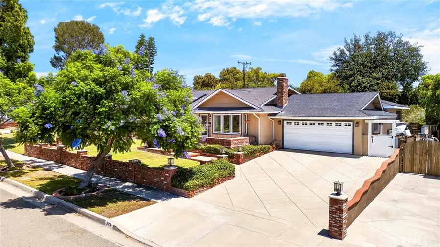 2816 Woodbine Avenue, Fullerton, CA 92835 - #2