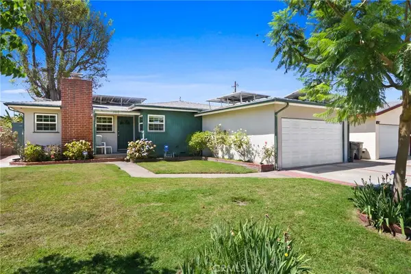 2856 W Rowland Circle, Anaheim, CA 92804