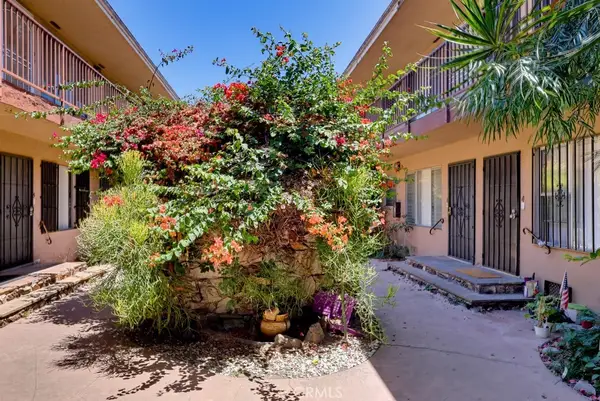 640 Elm Ave. #5, Long Beach, CA 90802