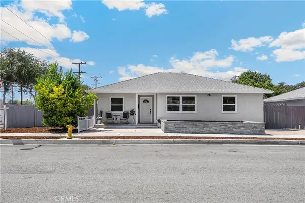 913 N Raymond, Fullerton, CA 92831