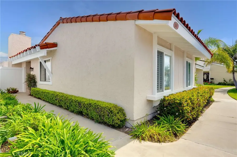 7051 Island Village Drive, Long Beach, CA 90803 - #2