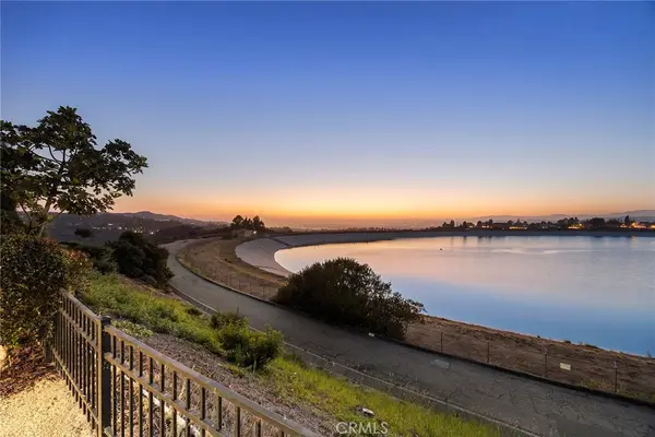6923 E Shorecrest Drive, Anaheim Hills, CA 92807