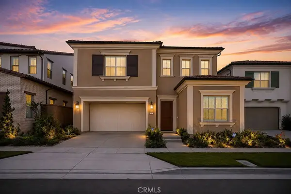 108 Oakstone, Irvine, CA 92618