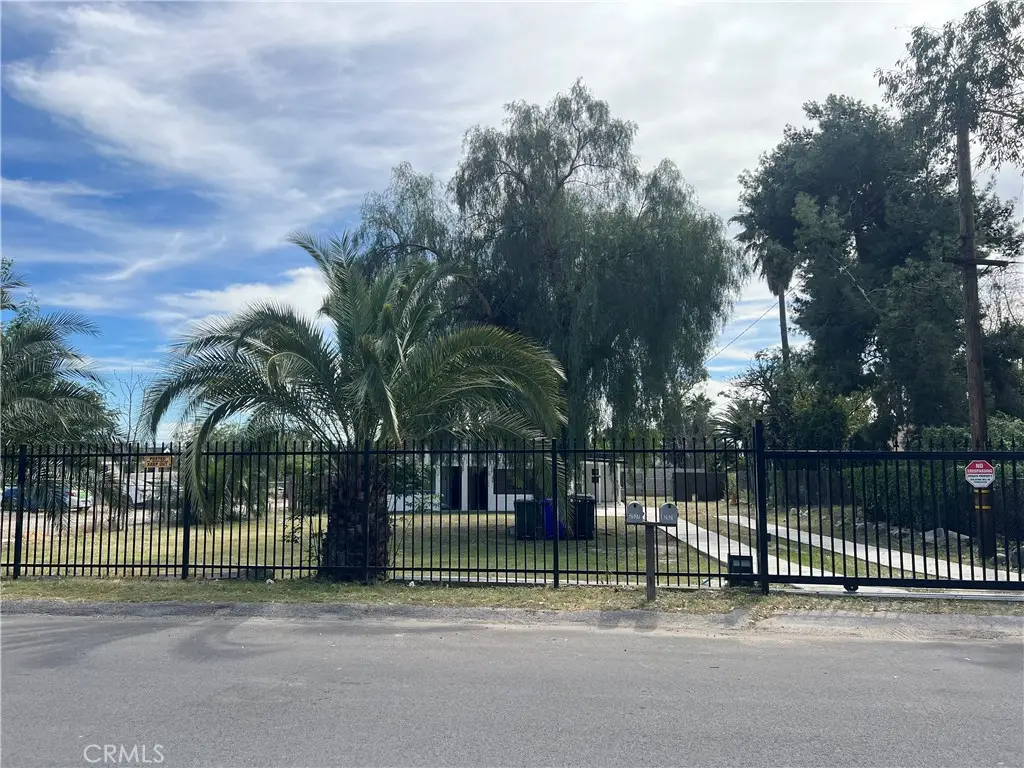 2527 W Third Avenue, San Bernardino, CA 92407 - #1