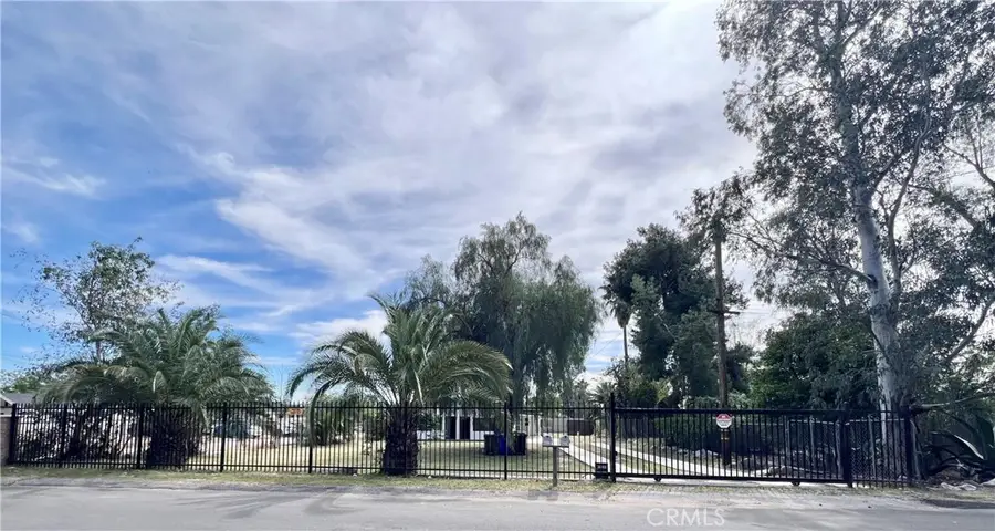 2527 W Third Avenue, San Bernardino, CA 92407 - #3