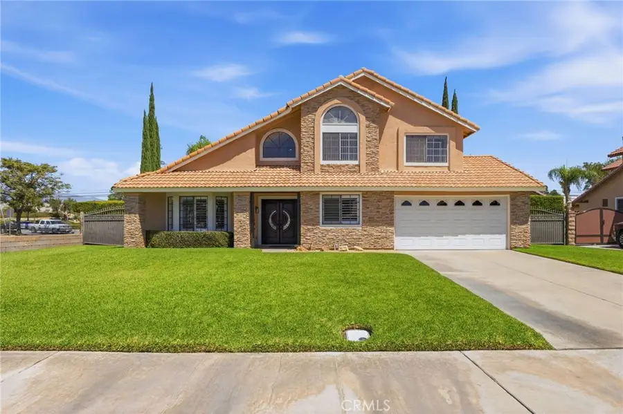 1090 W Huff Street, Rialto, CA 92376 - #2