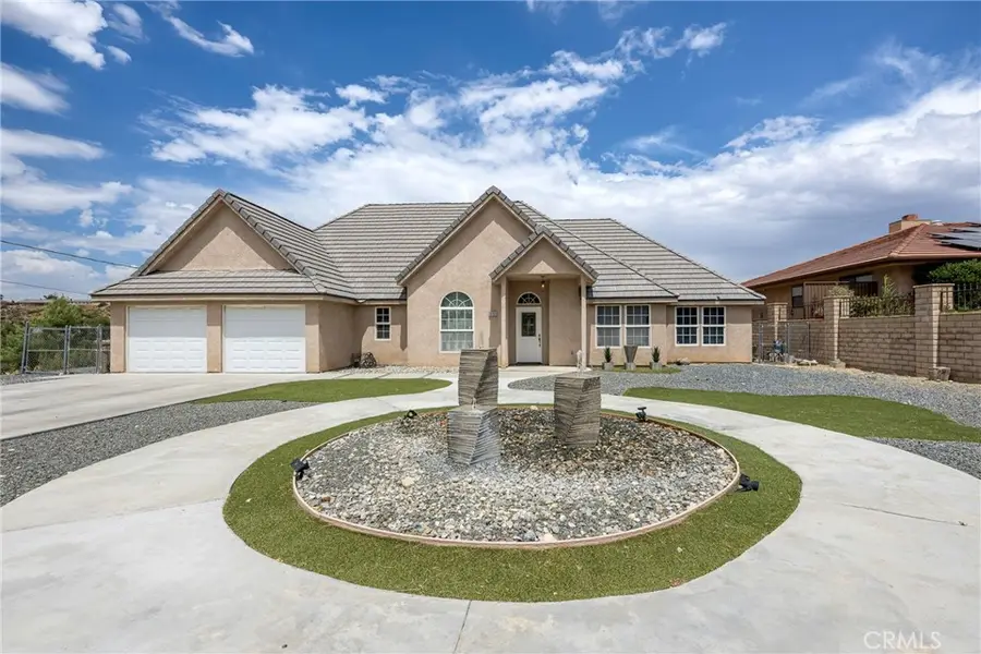 18166 Bangor, Hesperia, CA 92345 - #2