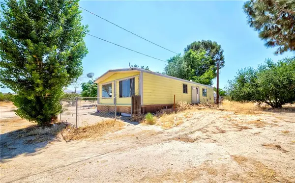 4190 Nielson Road, Phelan, CA 92371