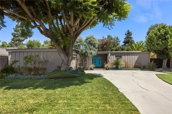 17881 Arbolada, Tustin, CA 92780