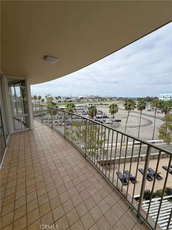 700 E Ocean #808, Long Beach, CA 90802