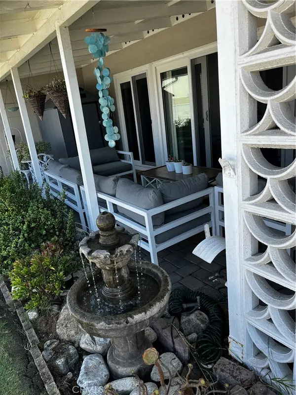1842 Thunderbird Drive #1K, Seal Beach, CA 90740