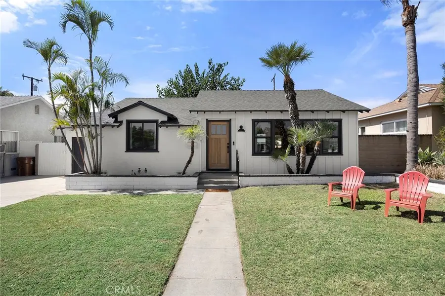 109 S Vermont Avenue, Fullerton, CA 92833 - #3