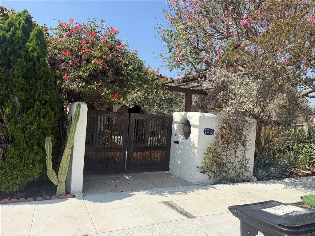 1705 S Genesee, Los Angeles, CA 90019 - #1