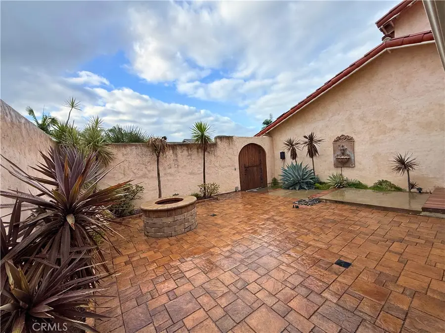 1022 Cannonade Circle, Costa Mesa, CA 92626 - #3