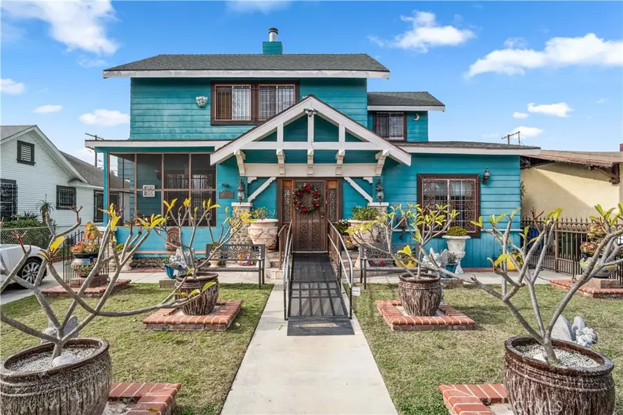 4611 S Gramercy Pl, Los Angeles, CA 90062 - Image #2