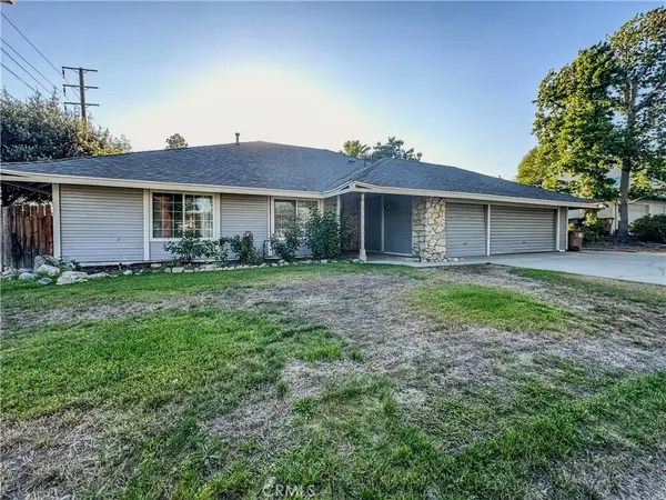 2105 Oxford Avenue, Claremont, CA 91711
