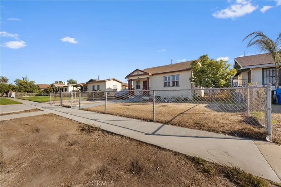 1122 W 77th Street, Los Angeles, CA 90044 - #3