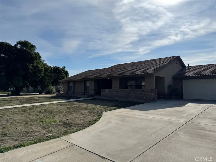 15939 Tyrol, Fontana, CA 92337 - Image #2