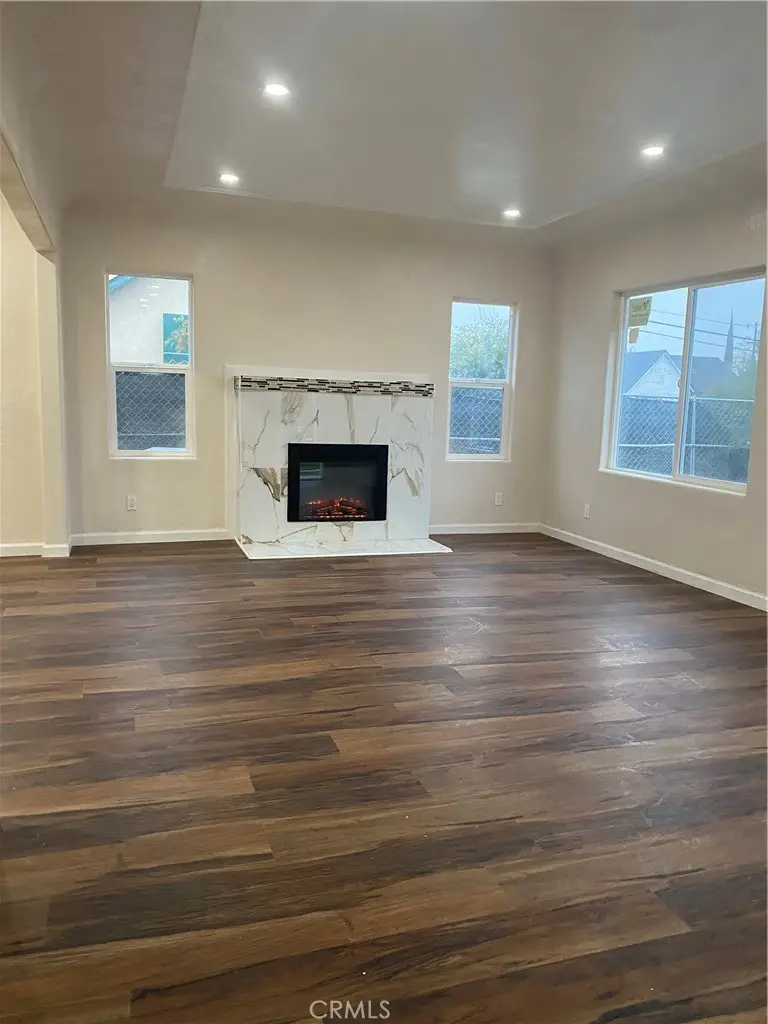 2728 Kentucky, Bakersfield, CA 93306 - #2