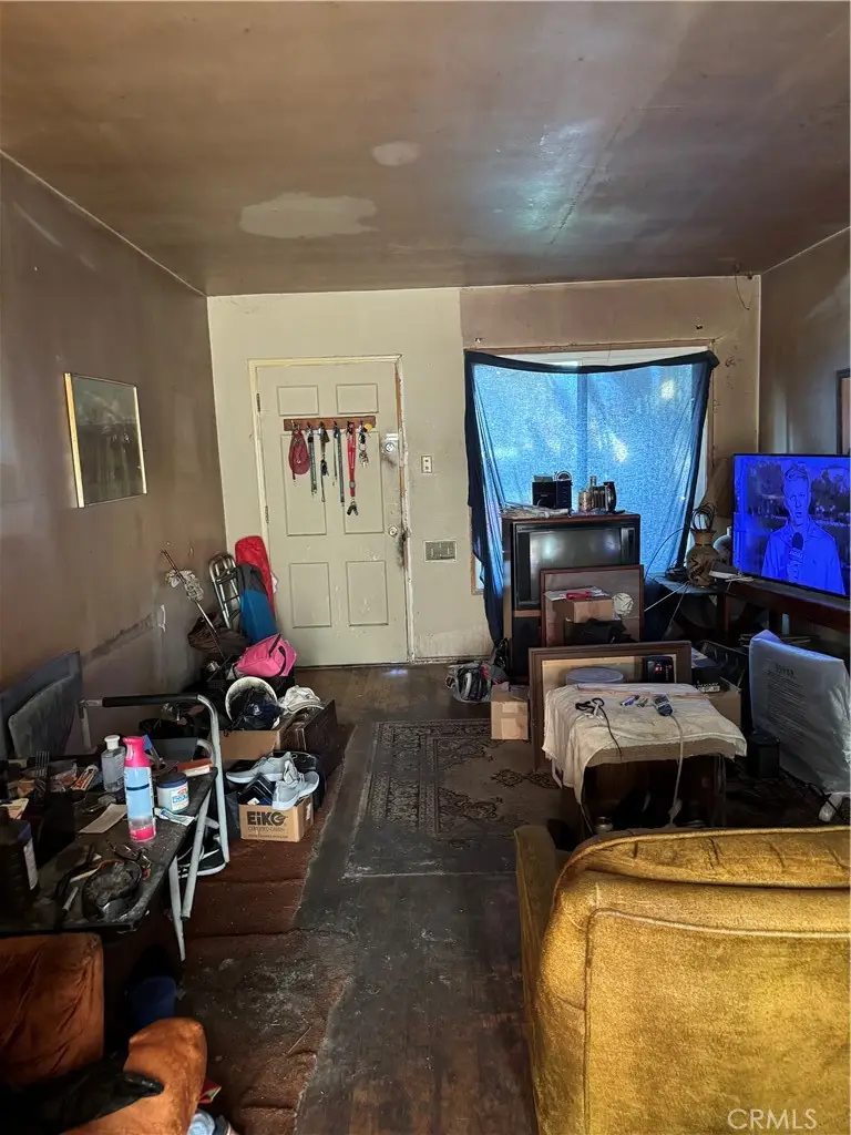 519 S Holly, Compton, CA 90221 - Image #3