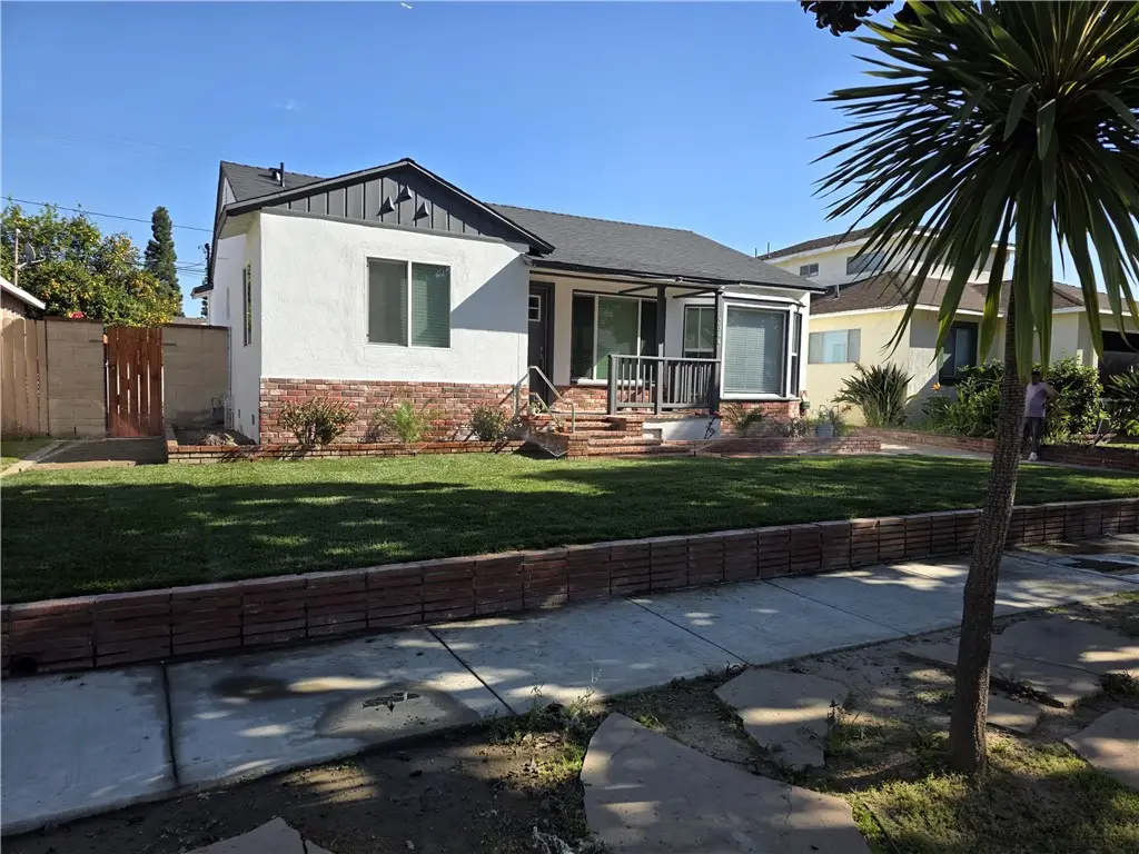 5344 Adenmoor, Lakewood, CA 90713 - #1