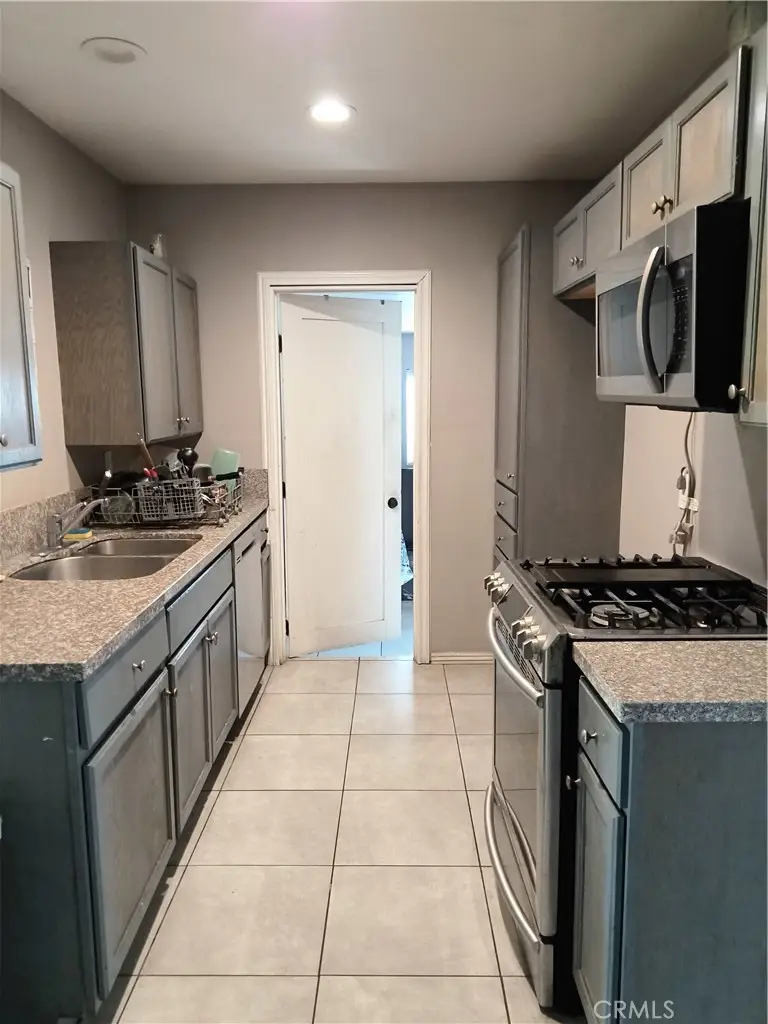 14502 S Keene Avenue, Compton, CA 90220 - #3