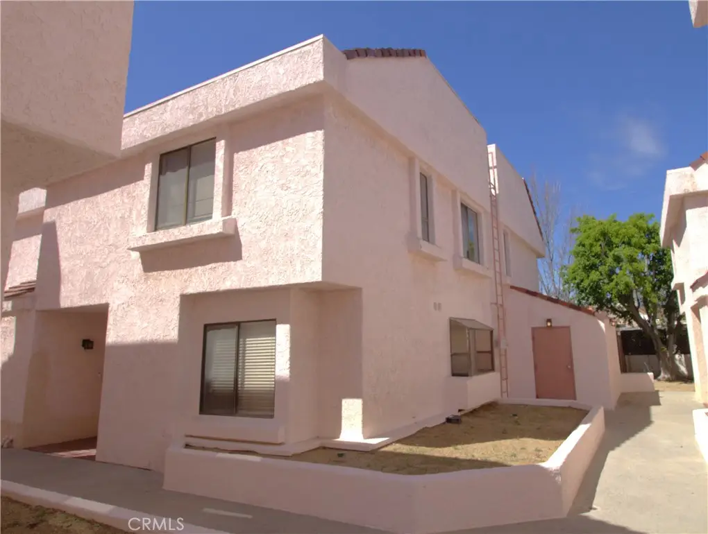 9906 Owensmouth #12, Chatsworth, CA 91311 - #1