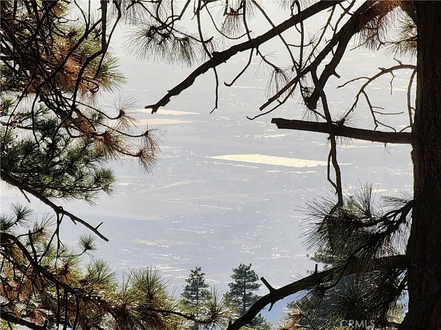 30696 Ferndale Drive, Running Springs, CA 92382 - Image #2