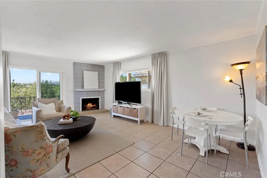 1349 Shadow Lane #217 (H), Fullerton, CA 92831 - Image #2