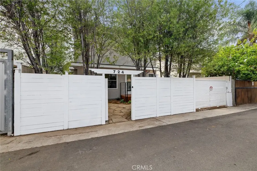 724 San Miguel Avenue, Venice, CA 90291 - Image #3