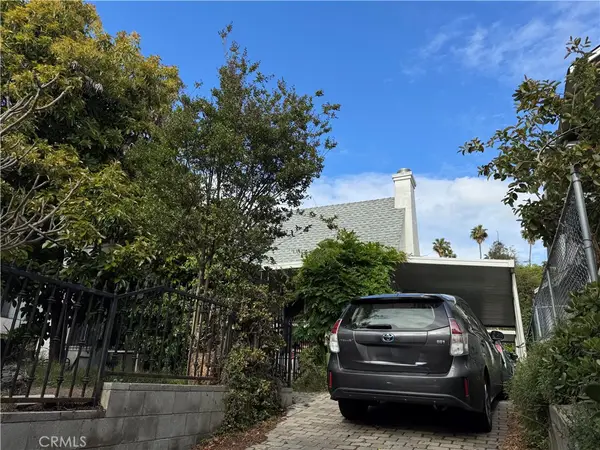 914 Irolo Street, Los Angeles, CA 90006