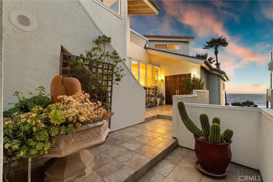 7335 Vista Del Mar Lane, Playa Del Rey, CA 90293 - Image #2